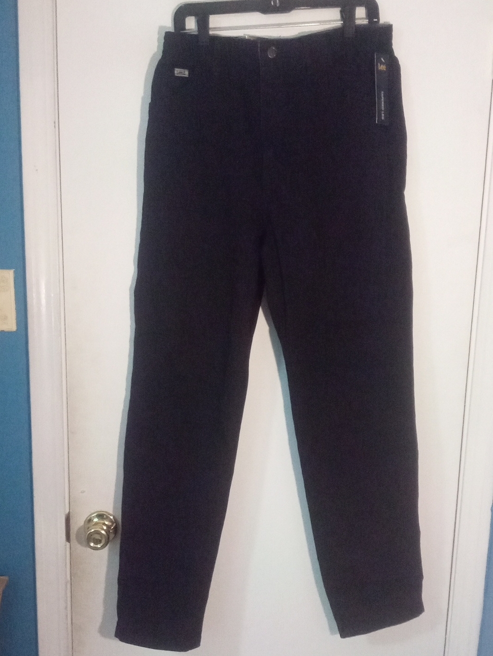 * Lee Black Casual Pants Jeans Size 12 NWT $55 Relaxed Fit Tapered Leg